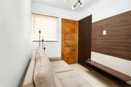 Apartamento mobiliado na Av. Melchert, próximo ao Metrô Vila Matilde