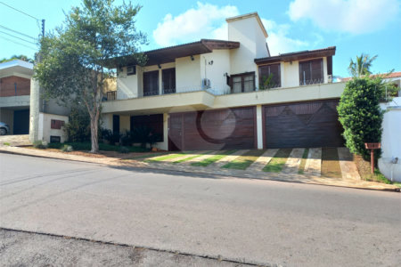 Casa Térrea na XV de Novembro .