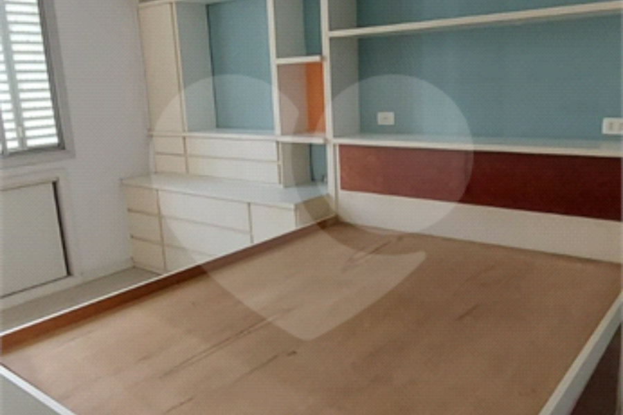 Perdizes pertinho do Metrô Vila Madalena 110m2 Sala 2 dorm 1 vaga Piscina