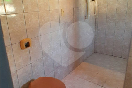 Casa à venda com 4 quartos, sendo 1 suíte, em Bangu, Rio de Janeiro, RJ