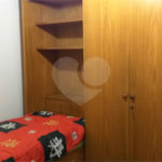 Sobrado à venda com 3 quartos em Vila Irmãos Arnoni, São Paulo, SP