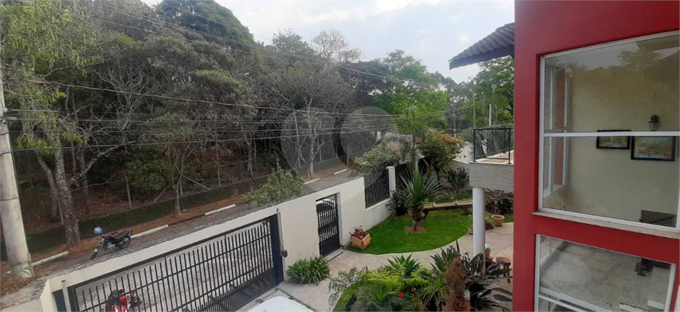 Condomínio à venda com 3 suítes em Caraguatá, Mairiporã, SP