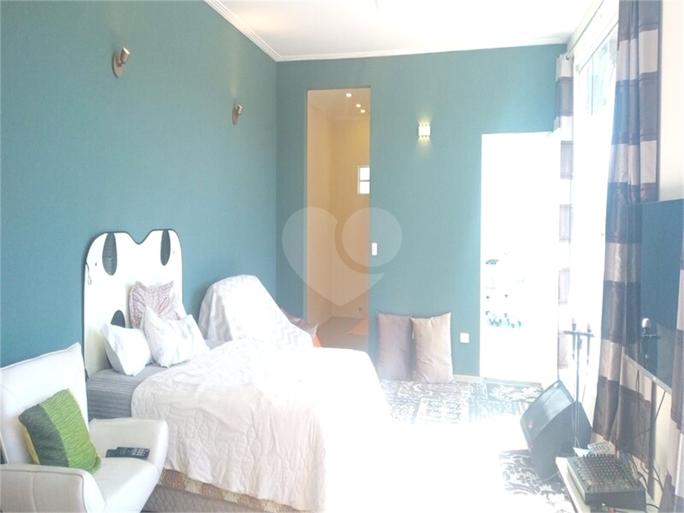 Casa à venda com 5 suítes em Serra da Cantareira, Mairiporã, SP