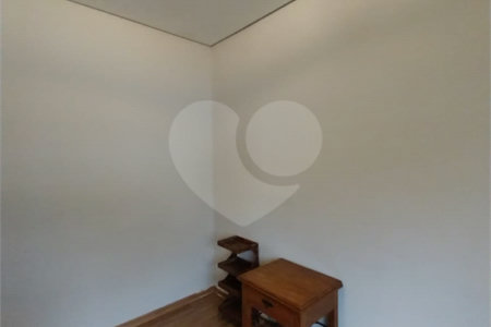 Casa à venda com 3 quartos, sendo 1 suíte, no condomínio Mosaico da Serra, Mogi das Cruzes - SP