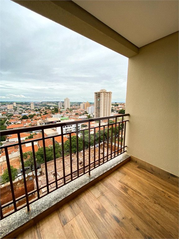 Apartamento à venda com 2 quartos no Centro, Araraquara, SP