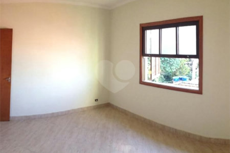 Sobrado à venda com 3 suítes em Vila Mazzei, São Paulo, SP
