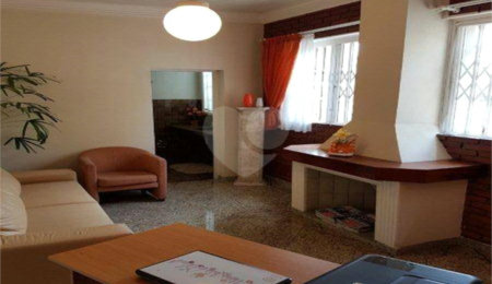 Casa Térrea à venda com 3 quartos, sendo 1 suíte,  em Santana, São Paulo, SP