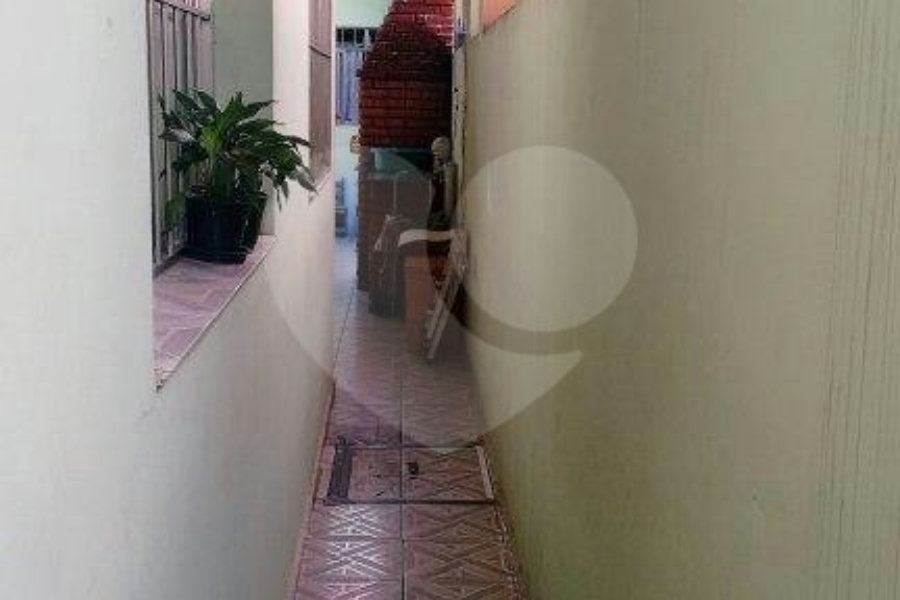 Casa à venda com 2 quartos, sendo 1 suíte, em Vila Constança, São Paulo, SP