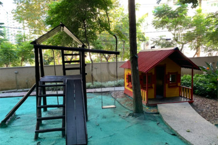 Apartamento à venda com 2 quartos, sendo 1 suíte, em Vila Andrade, São Paulo, SP