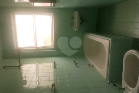 Apartamento à venda com 4 quartos, sendo 1 suíte, em República, São Paulo, SP