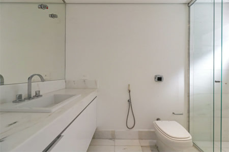 Apartamento à venda com 3 suítes em Cidade Monções, São Paulo, SP