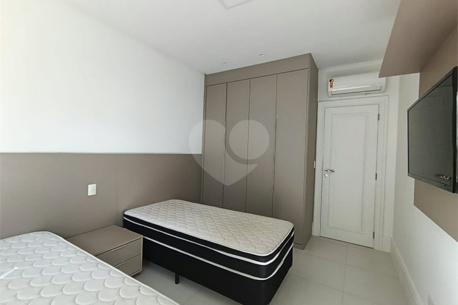 Apartamento para alugar com 3 suítes em Jardim Virgínia, Guarujá, SP
