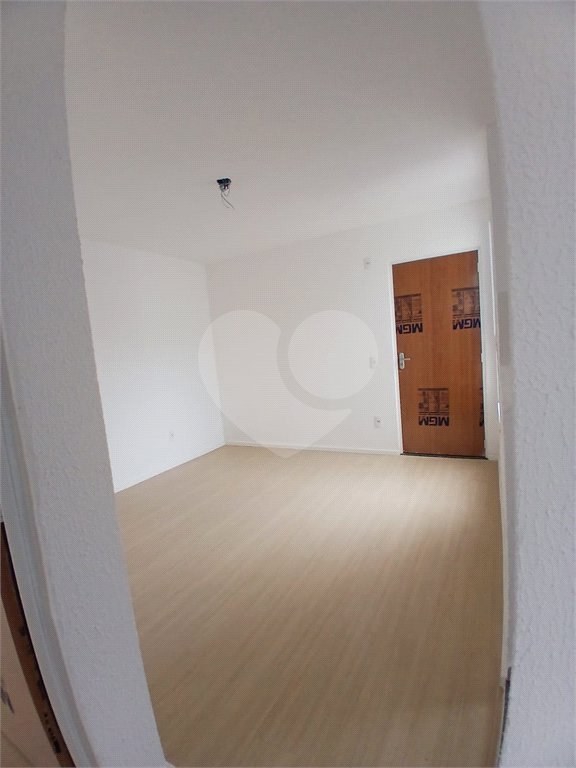Apartamento para alugar com 2 quartos em Santa Cruz, Rio de Janeiro, RJ