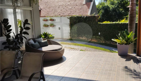 Casa à venda com 4 quartos, sendo 3 suítes,  no condomínio Estância Marambaia, Vinhedo - SP