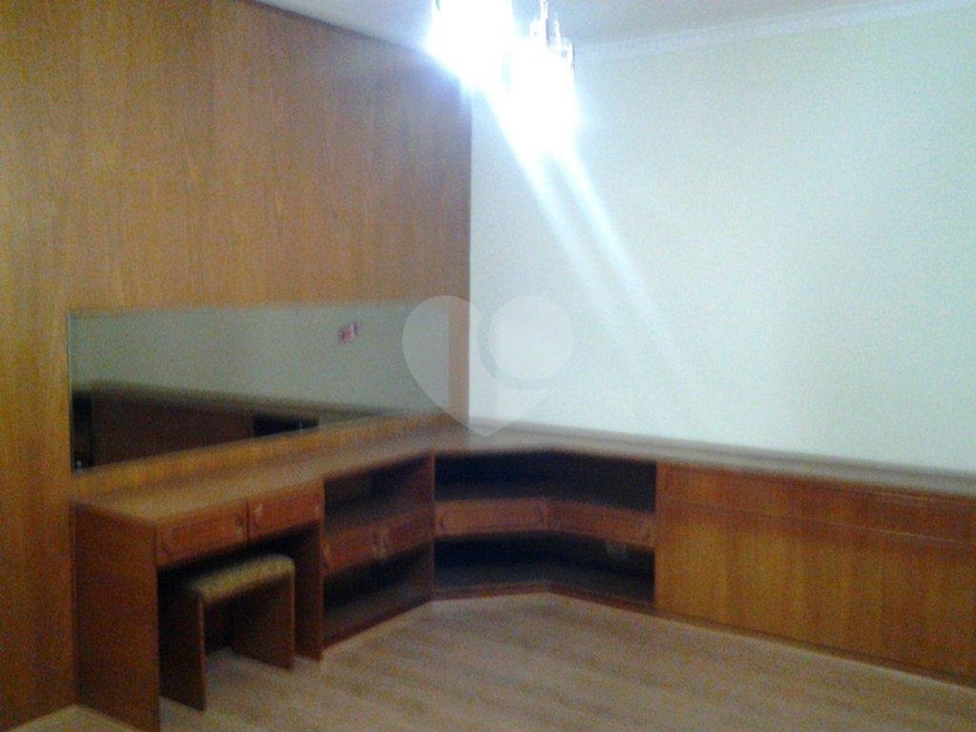 Sobrado à venda com 4 quartos, sendo 1 suíte, em Palmas do Tremembé, São Paulo, SP
