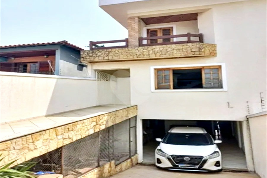 Casa à venda com 4 quartos, sendo 3 suítes, em Parada Inglesa, São Paulo, SP