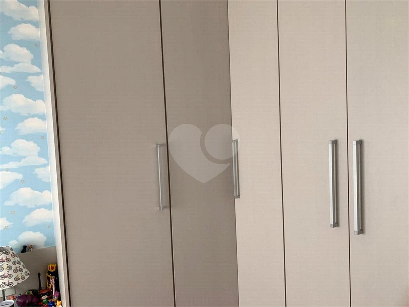 Apartamento à venda com 3 suítes em Vila Monumento, São Paulo, SP