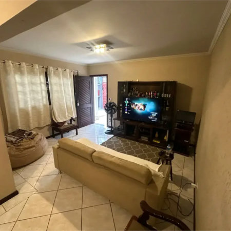 Casa à venda com 5 quartos, sendo 1 suíte, em Parque Fernanda, São Paulo, SP