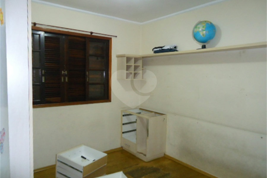 Sobrado à venda com 3 quartos em Jardim Peri, São Paulo, SP