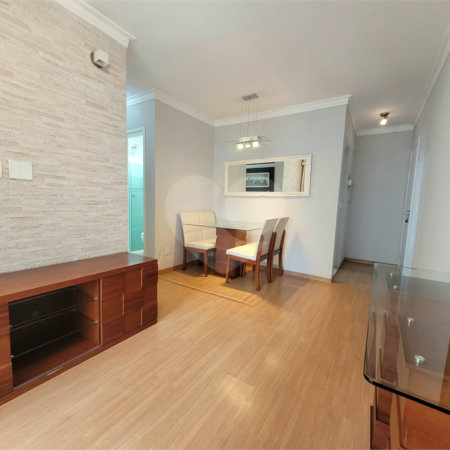 Apartamento para alugar com 2 quartos em Vila Anastácio, São Paulo, SP