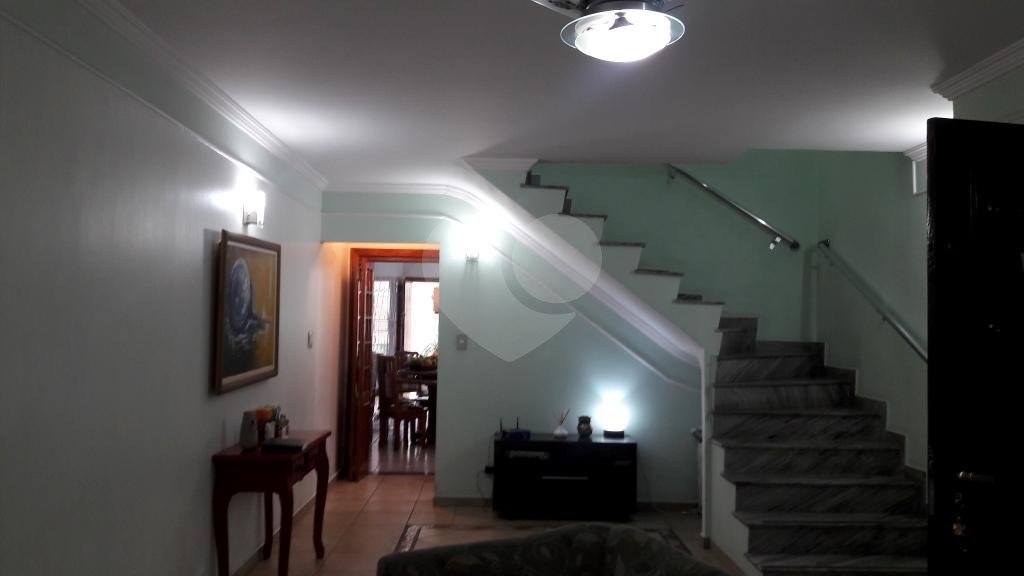 Sobrado à venda com 3 quartos, sendo 1 suíte, em Vila Harmonia, Guarulhos, SP