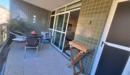 Apartamento à venda com 4 quartos, sendo 1 suíte,  em Tijuca, Rio de Janeiro, RJ