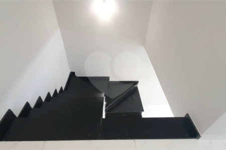 Sobrado à venda com 3 quartos, sendo 1 suíte, em Vila Medeiros, São Paulo, SP