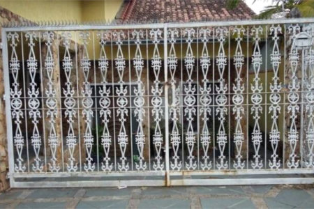Casa à venda com 4 quartos, sendo 1 suíte, em Sesc, Suzano, SP