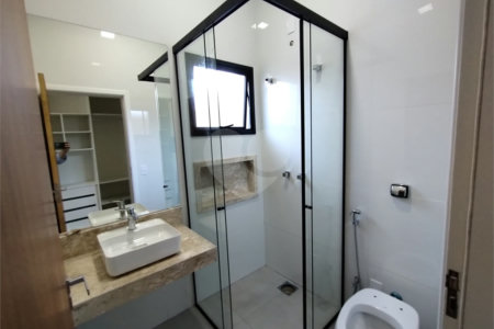 Casa à venda com 3 suítes no condomínio Residencial Golden Ville, Itapetininga - SP