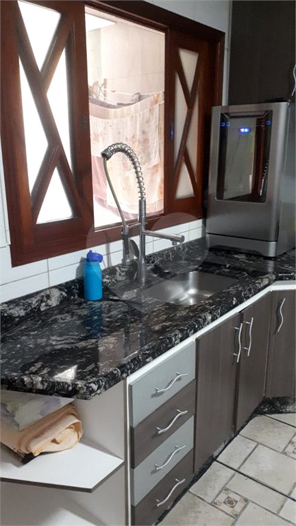 Casa à venda com 3 quartos, sendo 2 suítes,  em Vila Rosália, Guarulhos, SP