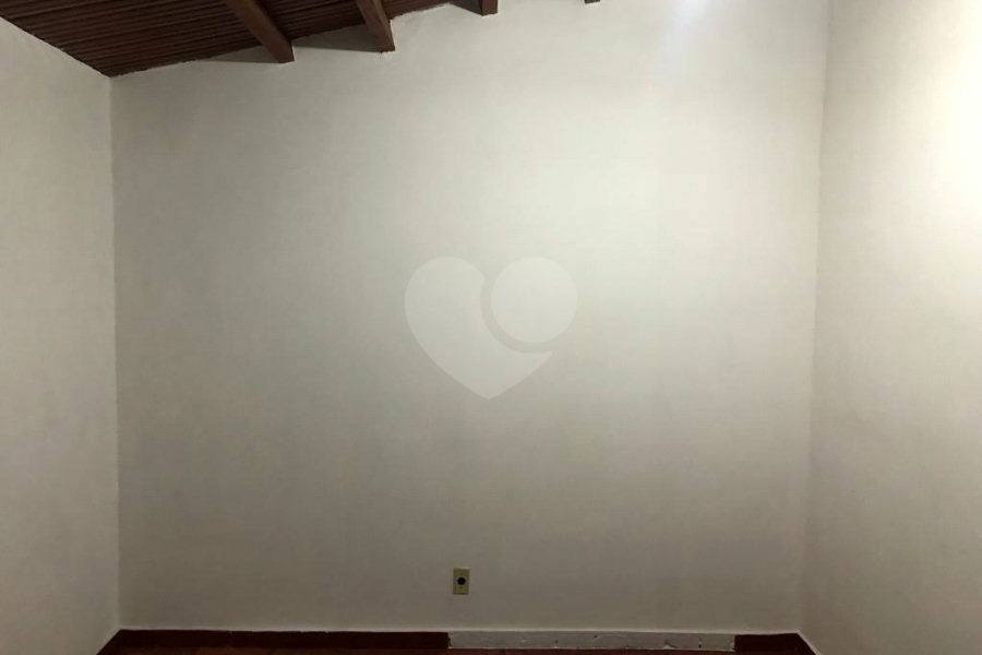 Sobrado à venda com 3 quartos em Serra da Cantareira, Mairiporã, SP