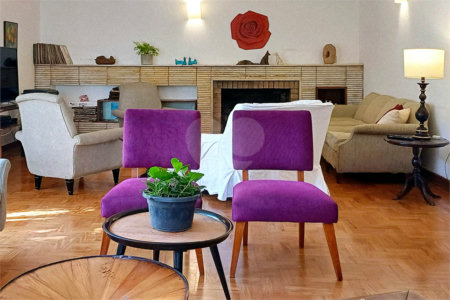 Casa Térrea à venda com 4 quartos, sendo 1 suíte,  em Brooklin Velho, São Paulo, SP