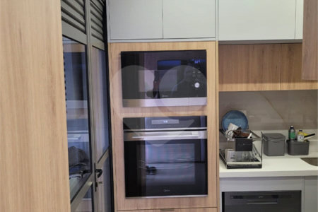Apartamento à venda com 3 suítes em Vila Santa Catarina, São Paulo, SP