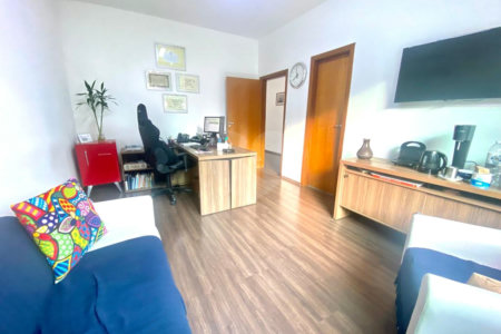 Casa à venda com 5 quartos, sendo 2 suítes, em Indianópolis, São Paulo, SP