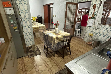 Casa à venda com 3 quartos em Parque Sonia, São Paulo, SP