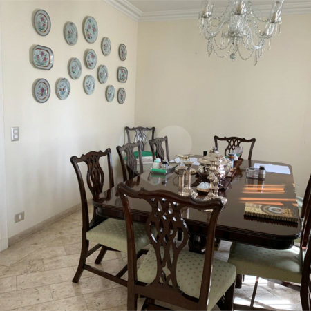Apartamento à venda com 3 quartos, sendo 1 suíte, em Itaim Bibi, São Paulo, SP