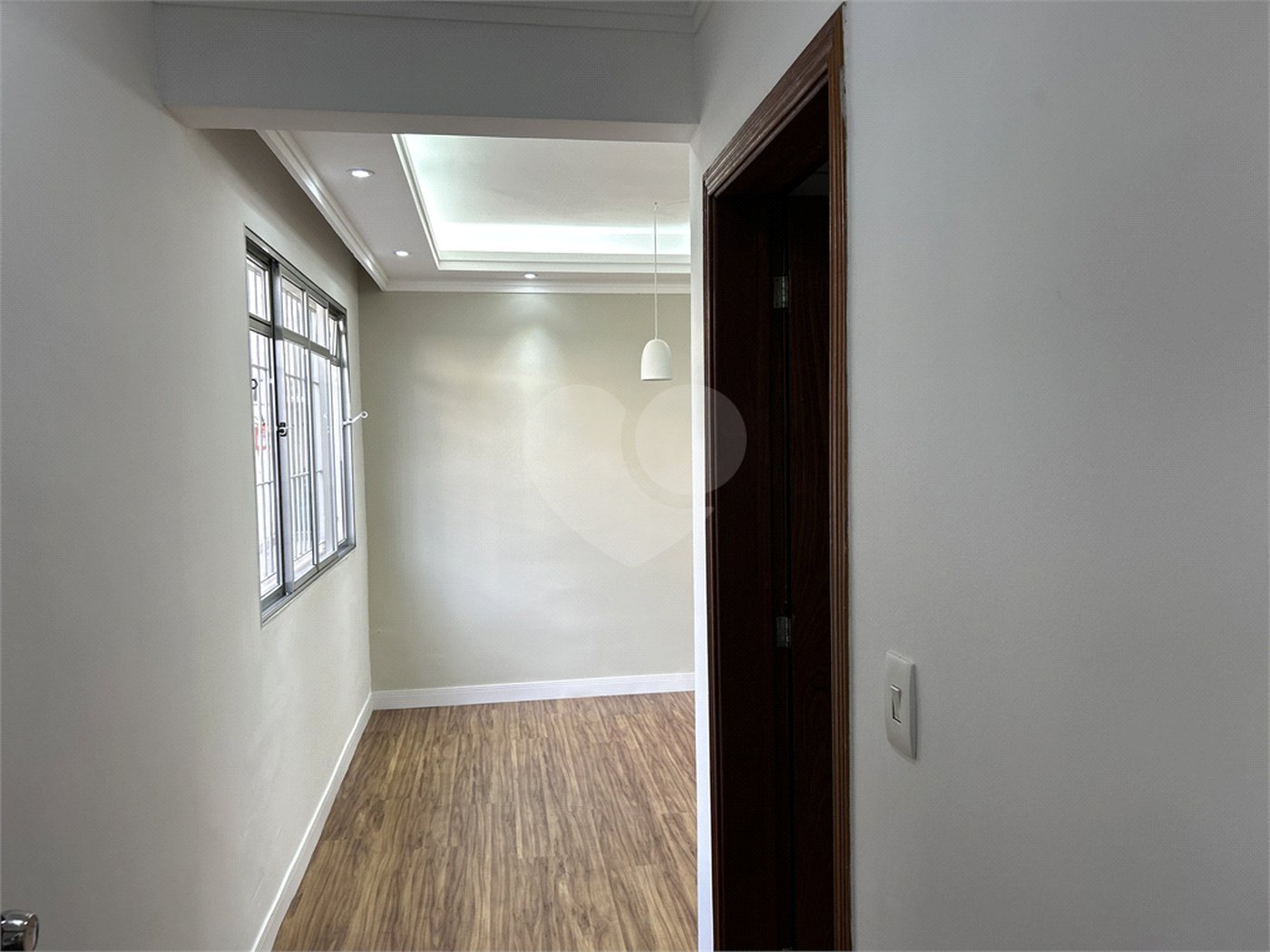 Apartamento à venda com 3 quartos, sendo 1 suíte,  em Vila Lavínia, Mogi das Cruzes, SP