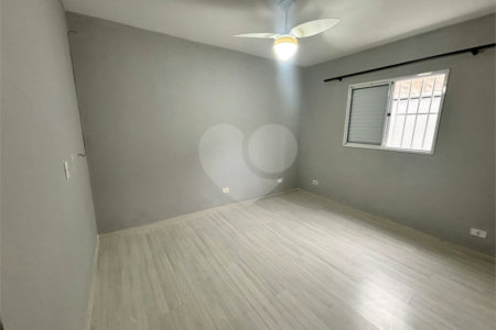 Casa de Vila à venda com 2 quartos, sendo 1 suíte, em Conjunto Residencial Jardim Villagio Torino, Sorocaba, SP