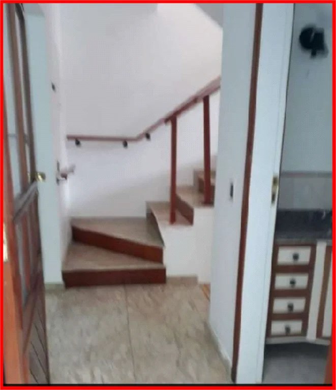 Sobrado à venda com 3 suítes em Lar São Paulo, São Paulo, SP