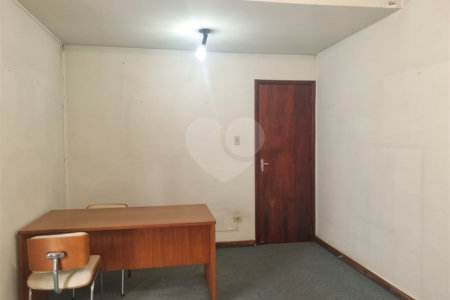 Sobrado à venda com 3 quartos em Brooklin, São Paulo, SP