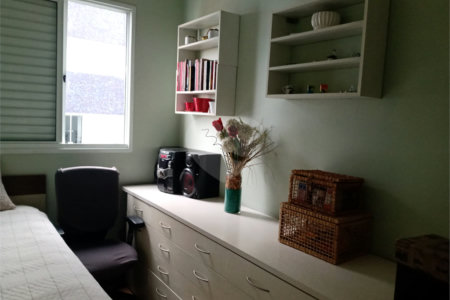 Apartamento à venda com 3 quartos, sendo 1 suíte, em Jardim das Laranjeiras, São Paulo, SP