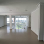 Apartamento à venda com 3 quartos, sendo 1 suíte,  em Parque Campolim, Sorocaba, SP