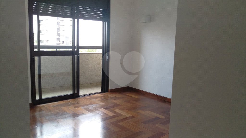 Apartamento à venda com 4 suítes em Vila Suzana, São Paulo, SP