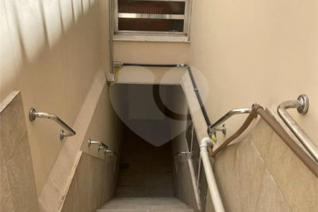 Sobrado à venda com 5 quartos, sendo 1 suíte, em Santa Teresinha, São Paulo, SP