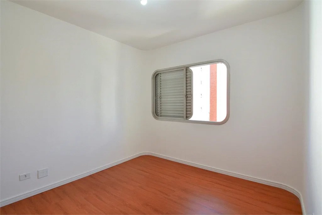 Apartamento à venda com 4 quartos, sendo 2 suítes, em Brooklin Paulista, São Paulo, SP