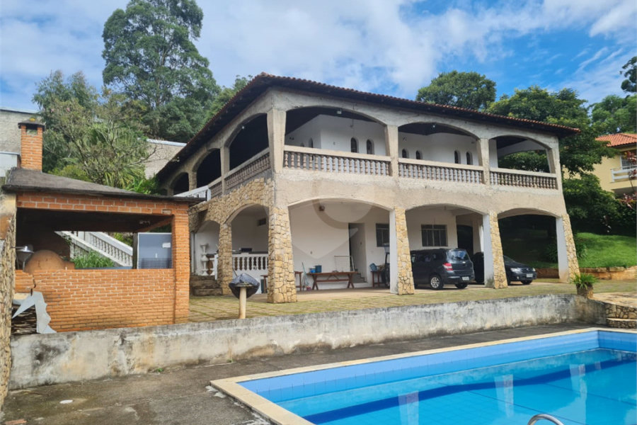 Chácara à venda com 4 quartos, sendo 2 suítes, em Jaraguá, São Paulo, SP