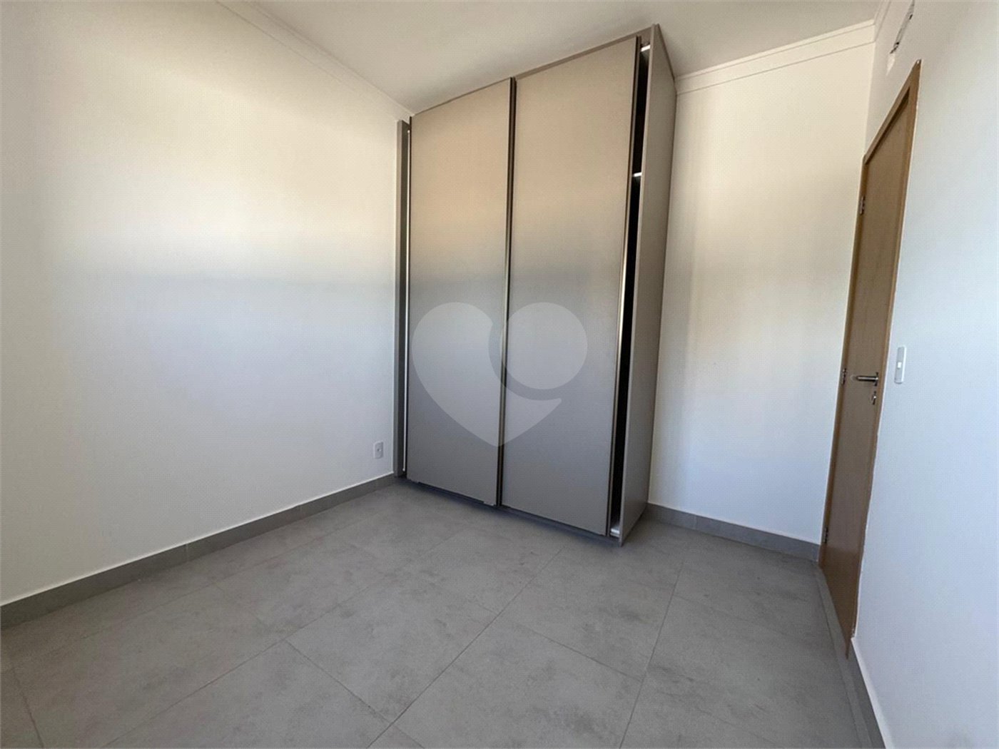 Apartamento à venda com 2 quartos, sendo 1 suíte,  em Jardim Sumaré, Ribeirão Preto, SP