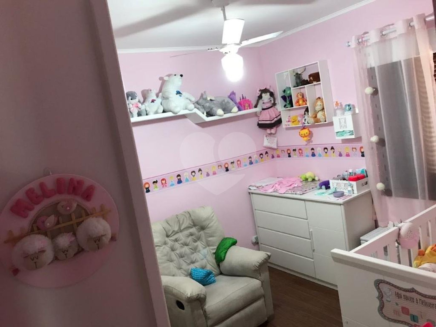 Casa à venda com 3 quartos, sendo 1 suíte, no condomínio Residencial Gabriela, São Paulo - SP