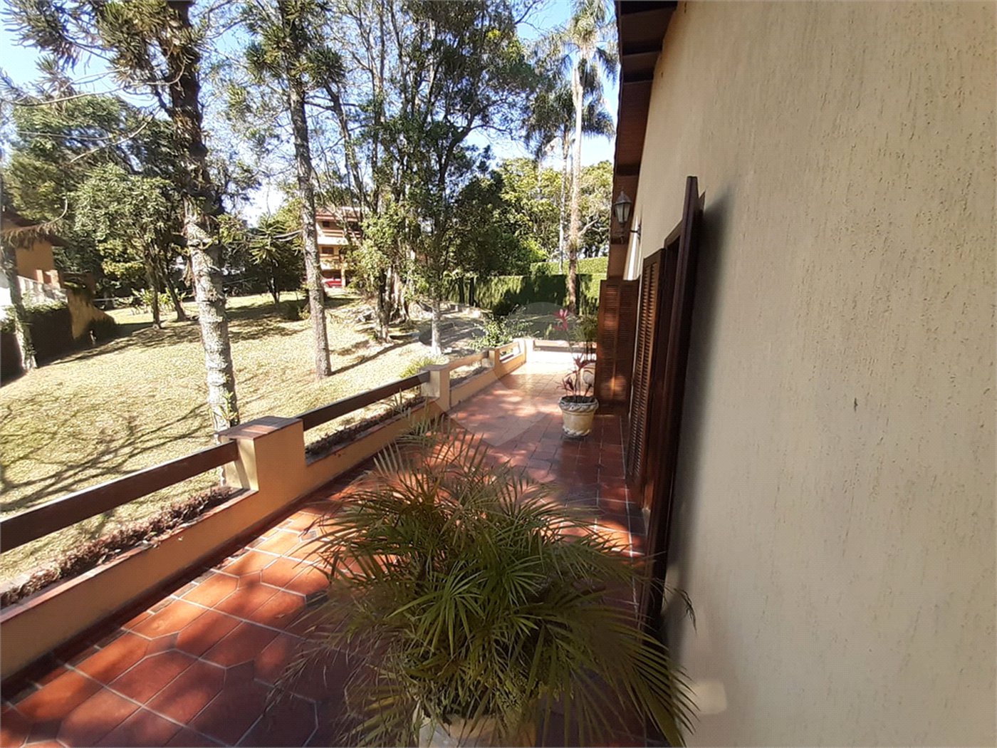 Casa à venda com 3 quartos, sendo 1 suíte, no condomínio Jardim da Monntanha Ii, Mairiporã - SP