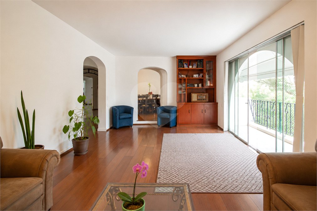 Apartamento à venda com 4 quartos, sendo 3 suítes, em Chácara Santo Antônio, São Paulo, SP